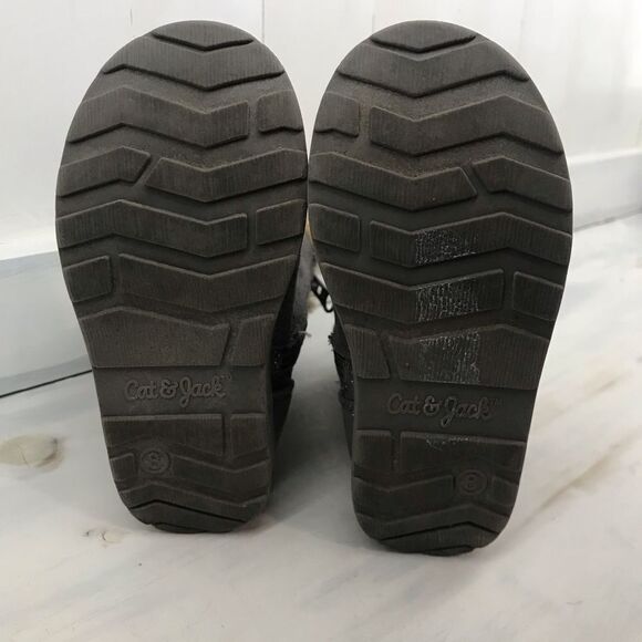 Cat & Jack Boots with Fur - Picture 8 of 10